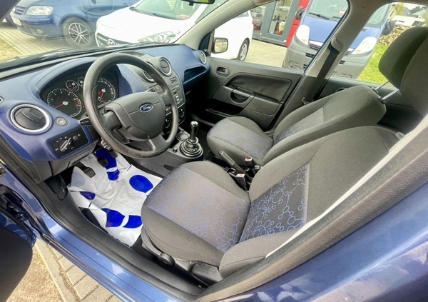 Ford Fiesta cena 7900 przebieg: 185300, rok produkcji 2006 z Lębork małe 92